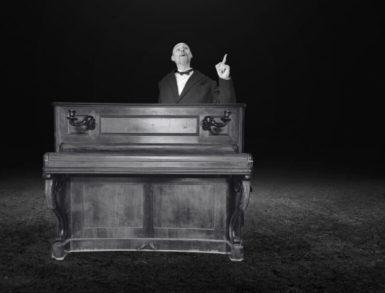 Maestro_Piano_N&B_photoProvisoire